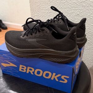 Brooks Women's Black Ghost 17 Athletic Running Shoes